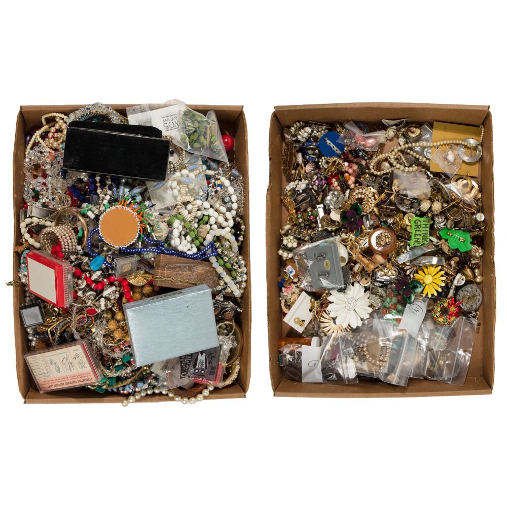 Appraisal: COSTUME JEWELRY ASSORTMENTApproximately pounds of jewelry including necklaces bracelets earrings