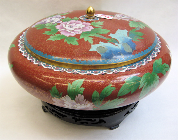 Appraisal: A LARGE CHINESE COVERED BOWL with floral and butterfly decoration