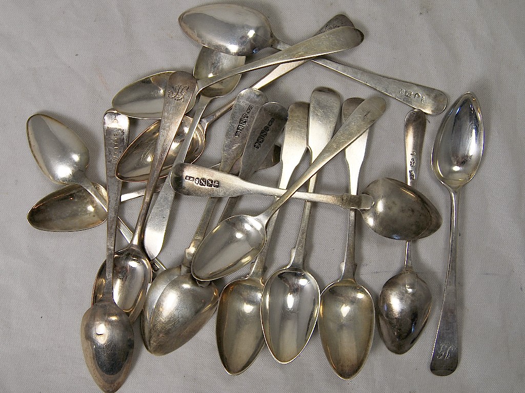 Appraisal: Mixed lot of eleven English and Irish silver teaspoons mixed