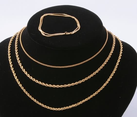 Appraisal: KY rope chain rope chain curb necklace and serpentine -strand