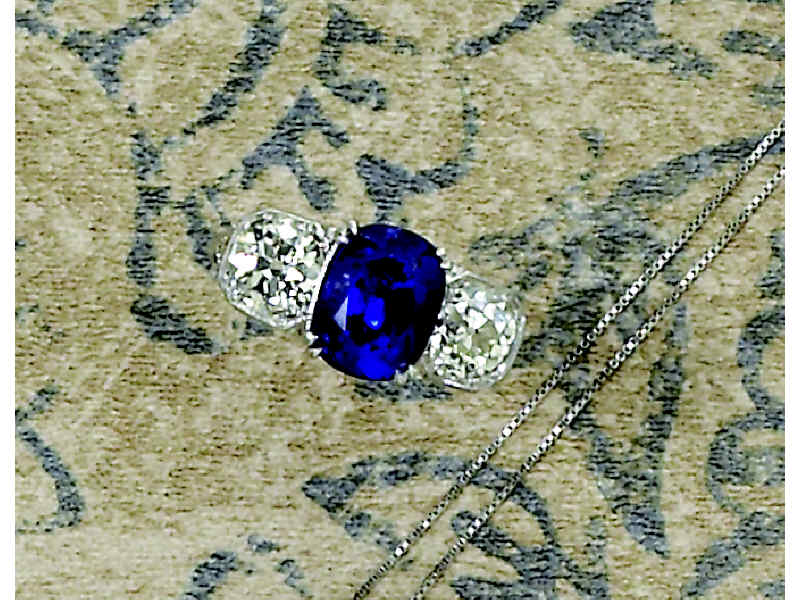 Appraisal: DIAMOND AND SAPPHIRE RING Stunning k white gold ring featuring