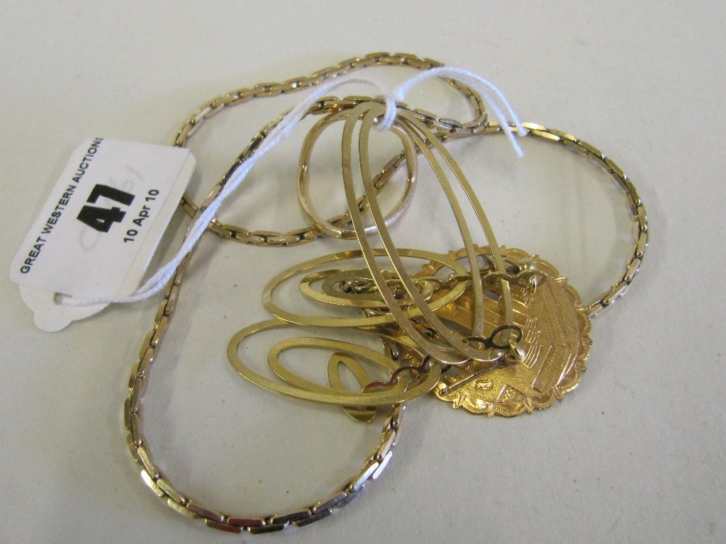 Appraisal: Lot comprising ct gold pendant on ct gold neckchain and