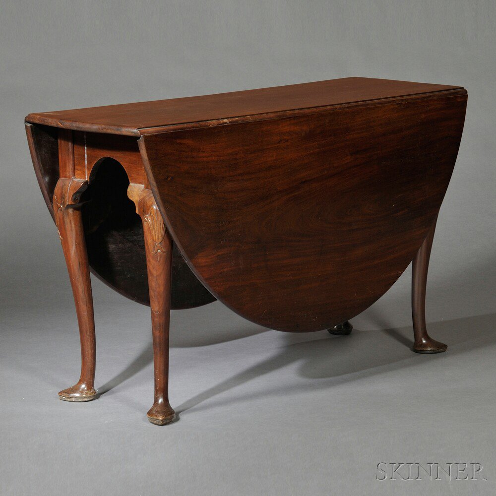 Appraisal: Queen Anne Mahogany Gate-leg Table possibly Ireland th century drop-leaf