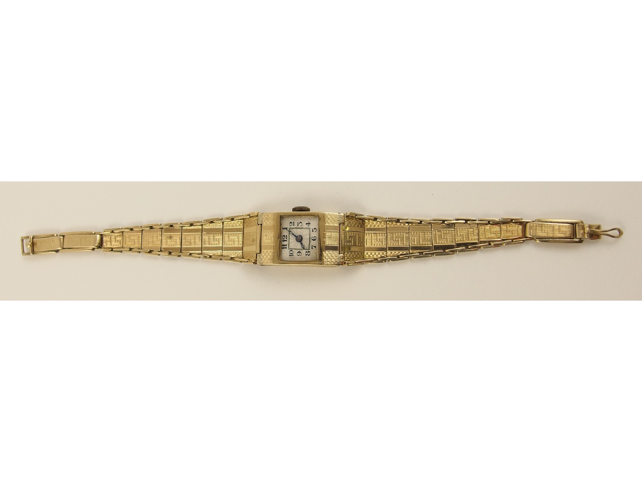 Appraisal: A ladies ct vintage watch approx gms