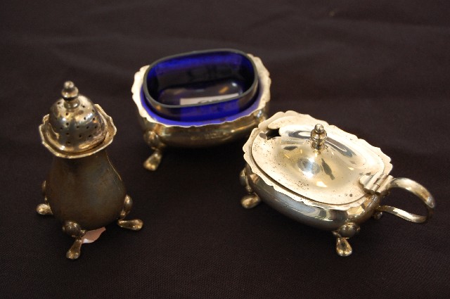 Appraisal: THREE PIECE STERLING SILVER CRUET