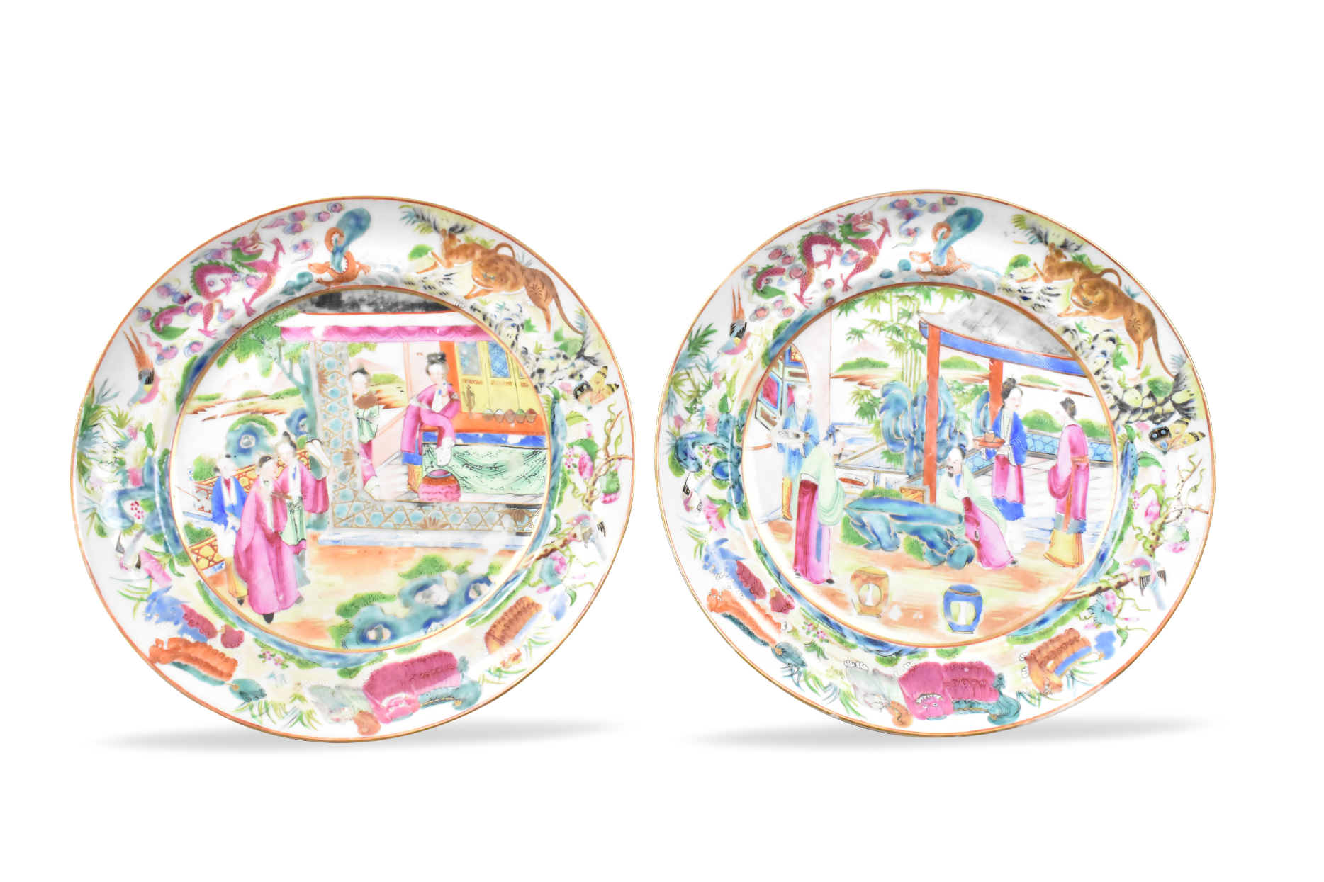 Appraisal: A pair of Chinese Canton enamel rose medallion plates dating