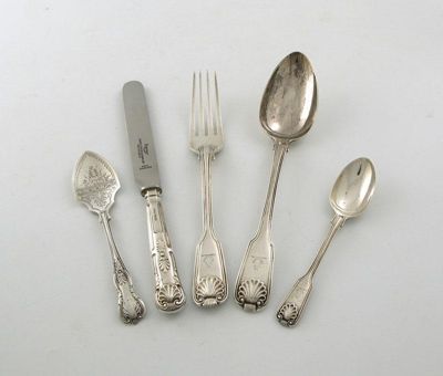 Appraisal: A collection of silver Fiddle Thread and Shell pattern flatware