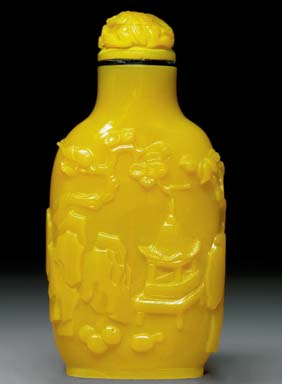 Appraisal: CARVED YELLOW GLASS SNUFF BOTTLE Carved yellow Beijing glass snuff