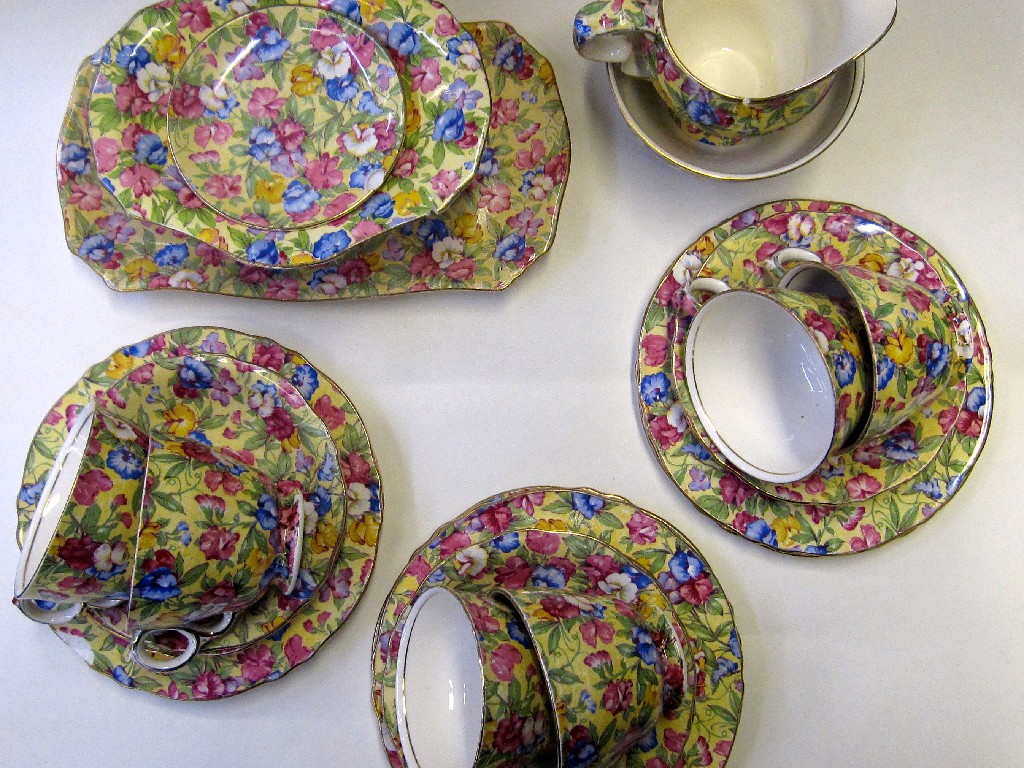 Appraisal: Royal Winton Sweetpea chintz teaset for six with a sandwich