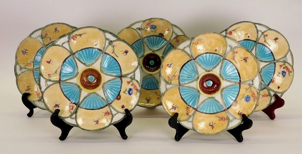 Appraisal: Fielding Majolica Aesthetic Fan Oyster Plates England Late th-Early th