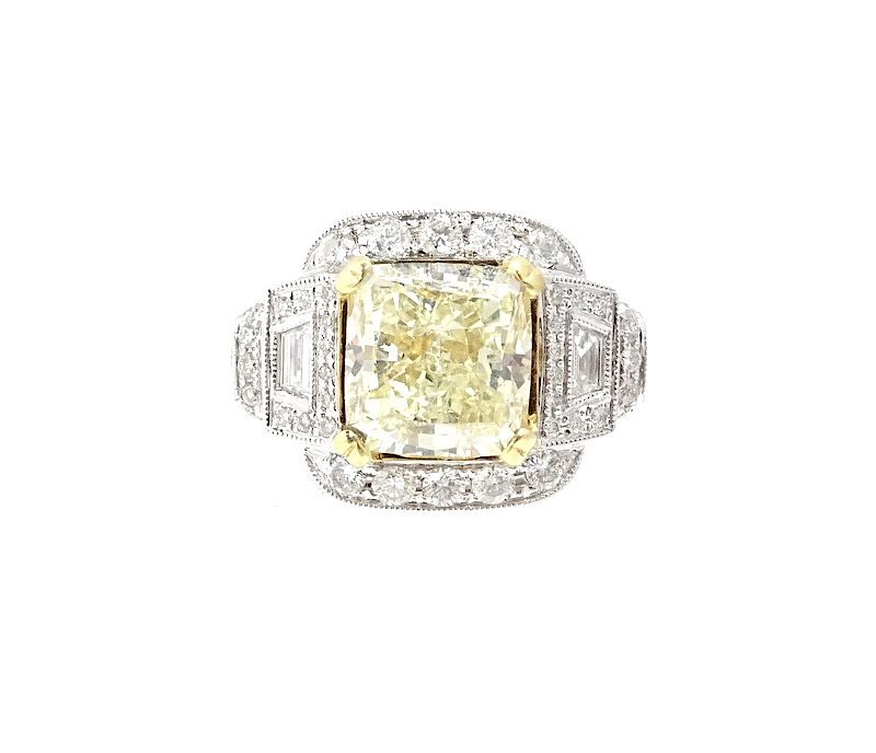 Appraisal: ct Fancy Light Yellow Radiant Cut Diamond ct Fancy Light