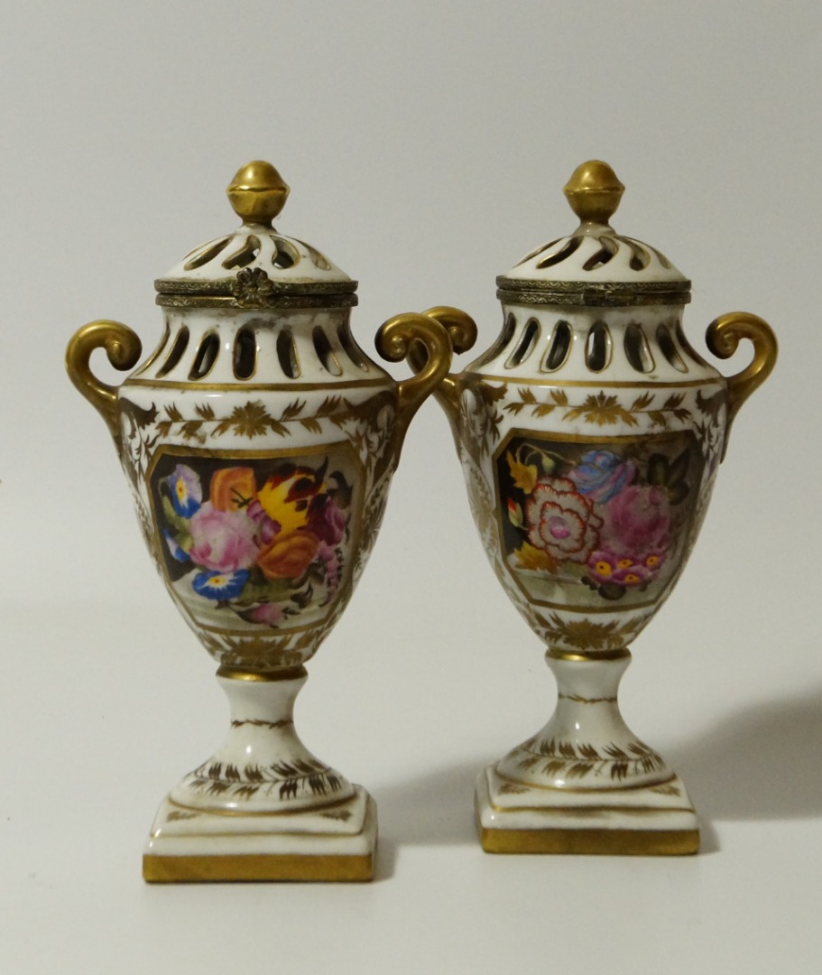 Appraisal: A pair of thC Continental pot pourri vases each hinged