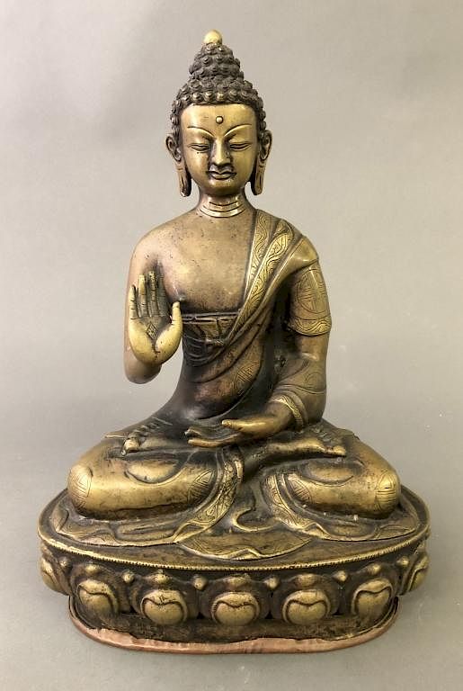 Appraisal: Sino-Tibetan Bronze Seated Shakyamuni Sino-Tibetan bronze seated figure of Shakyamuni