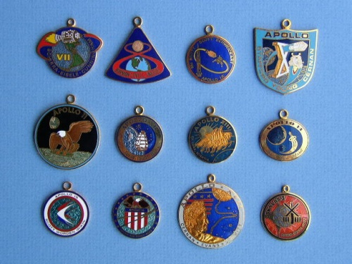 Appraisal: Mission Pendants A collection of color pendants issued by North