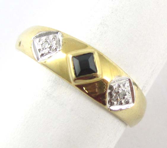 Appraisal: RUBY DIAMOND AND FOURTEEN KARAT GOLD RING set with a