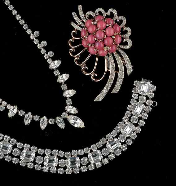 Appraisal: Weiss Suite of Jewelry A grouping of Weiss jewelry composed