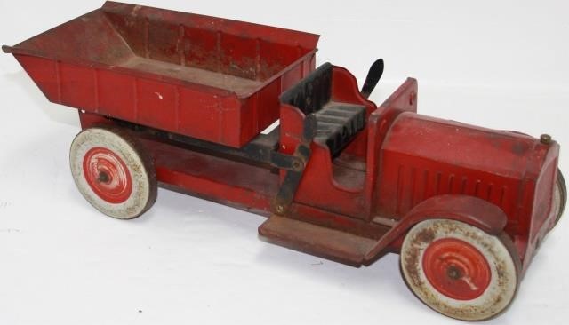 Appraisal: S STRUCTO PRESSED STEEL DUMP TRUCK ORIGINALRED PAINT FOUR METAL