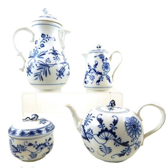 Appraisal: th th C Meissen Blue Onion pattern partial tea service