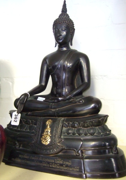 Appraisal: A Thai presentation figure of Sakyamuni seated in dhyanasana gilt