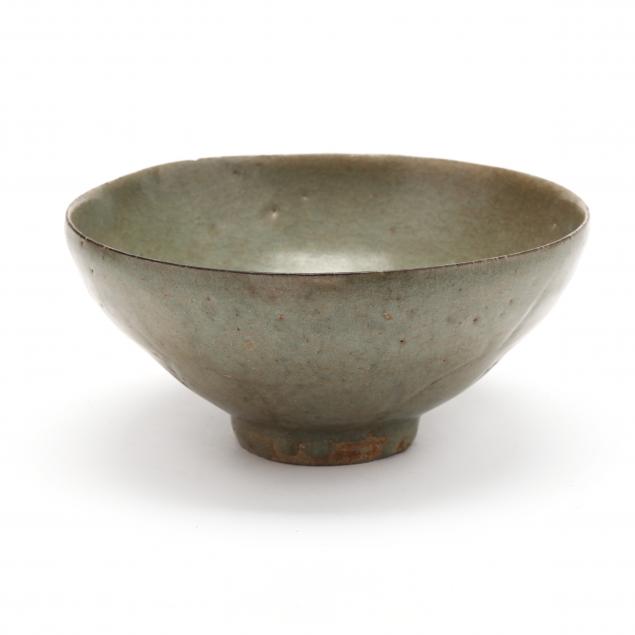 Appraisal: A KOREAN CELADON GLAZED LOTUS BOWL Probably Goryeo period -