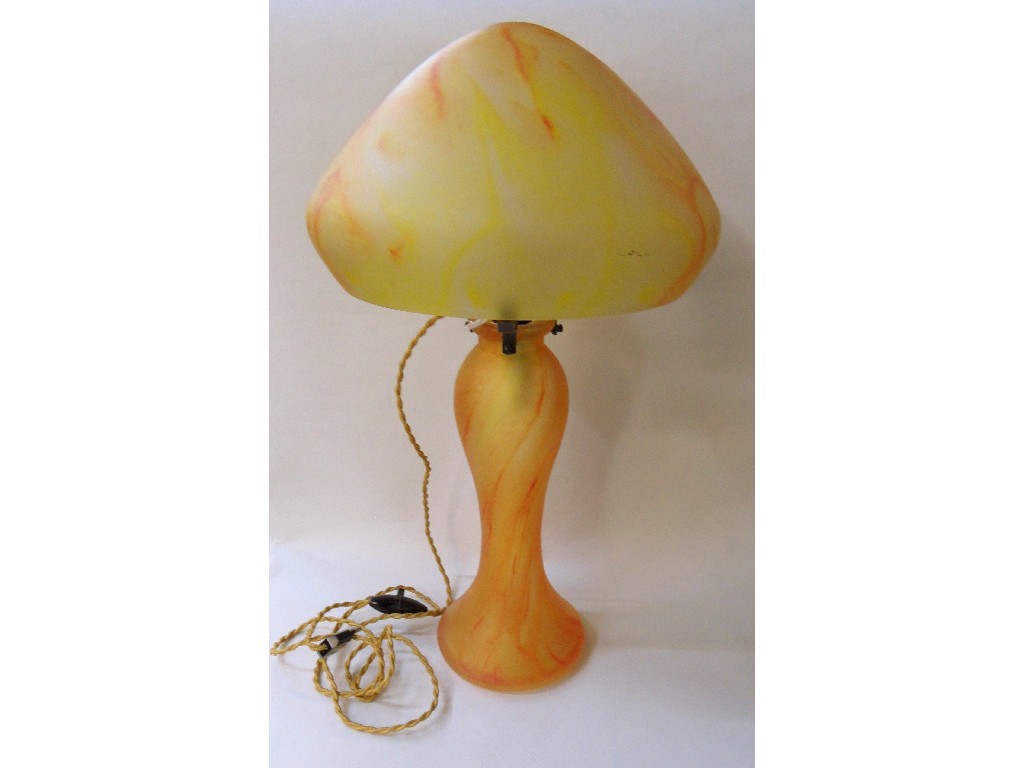 Appraisal: Large yellow glass table lamp with etched signature Vianne