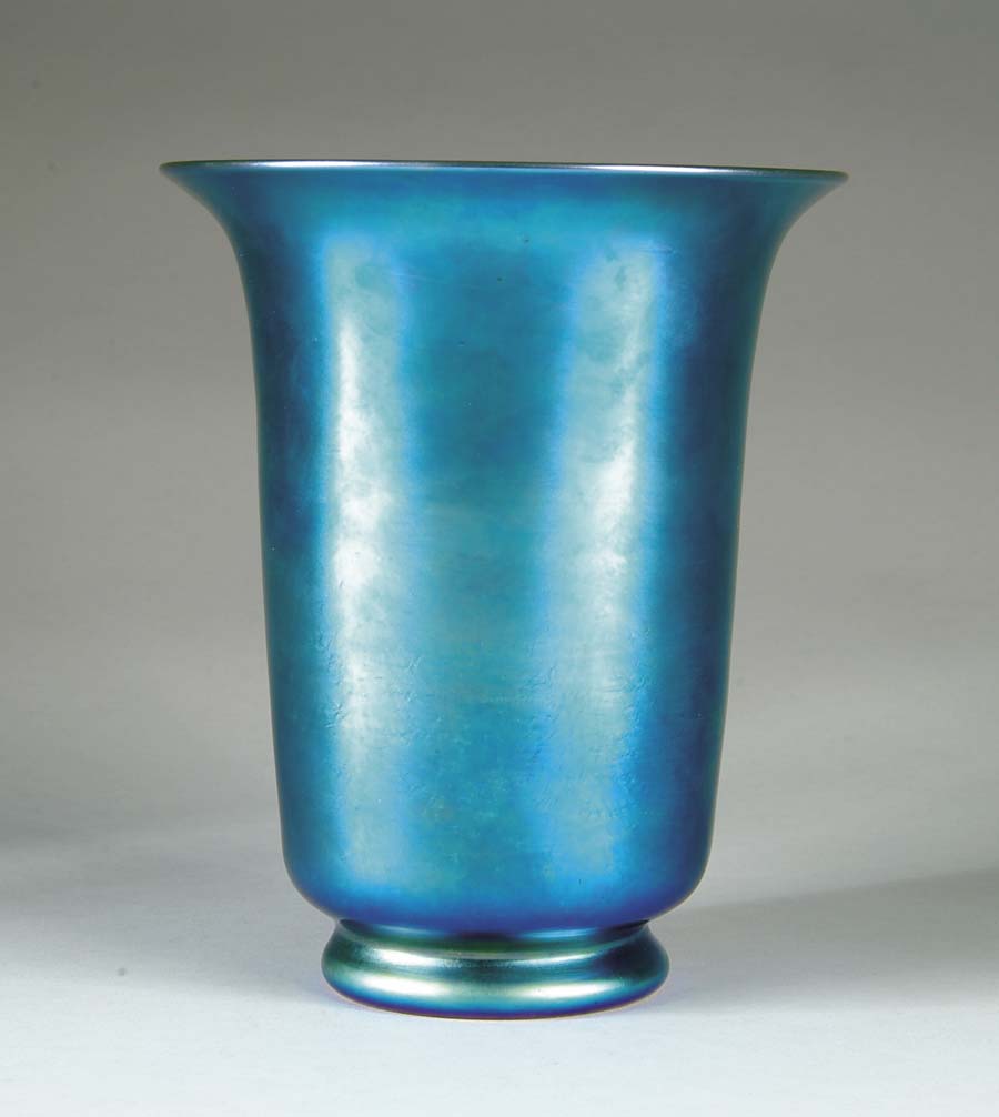 Appraisal: STEUBEN BLUE AURENE VASE Iridescent blue aurene vase with flaring