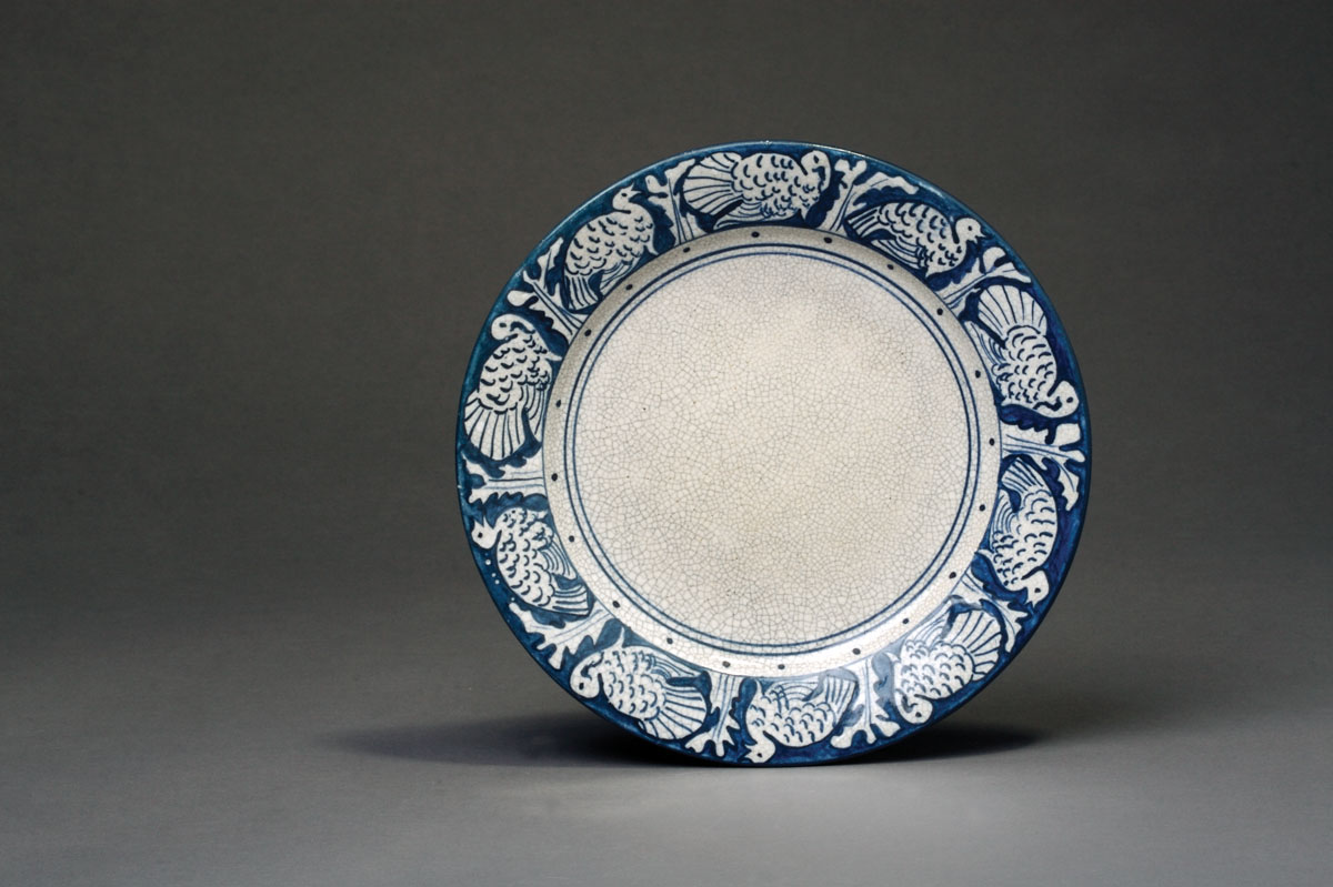 Appraisal: DEDHAM POTTERY 'TURKEY' PATTERN PLATE Painted in dark blue with