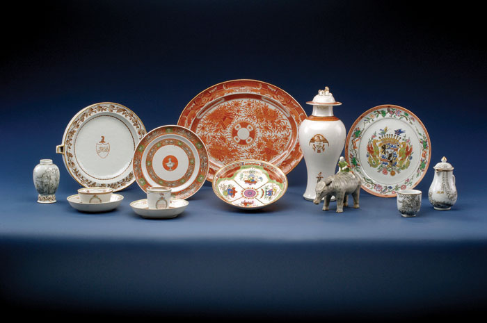 Appraisal: SIX CHINESE EXPORT PORCELAIN TABLE AND OTHER OBJECTS Including a