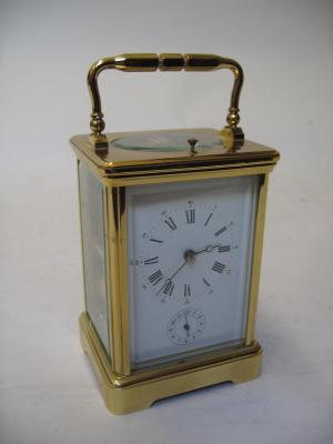 Appraisal: A BRASS CASED FRENCH CARRIAGE CLOCK by L'Epee early th