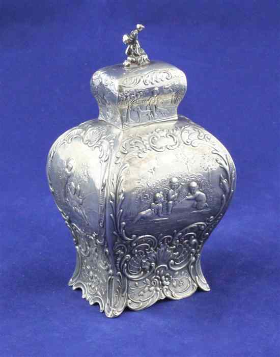 Appraisal: A late th century Hanau silver bombe shaped tea caddy