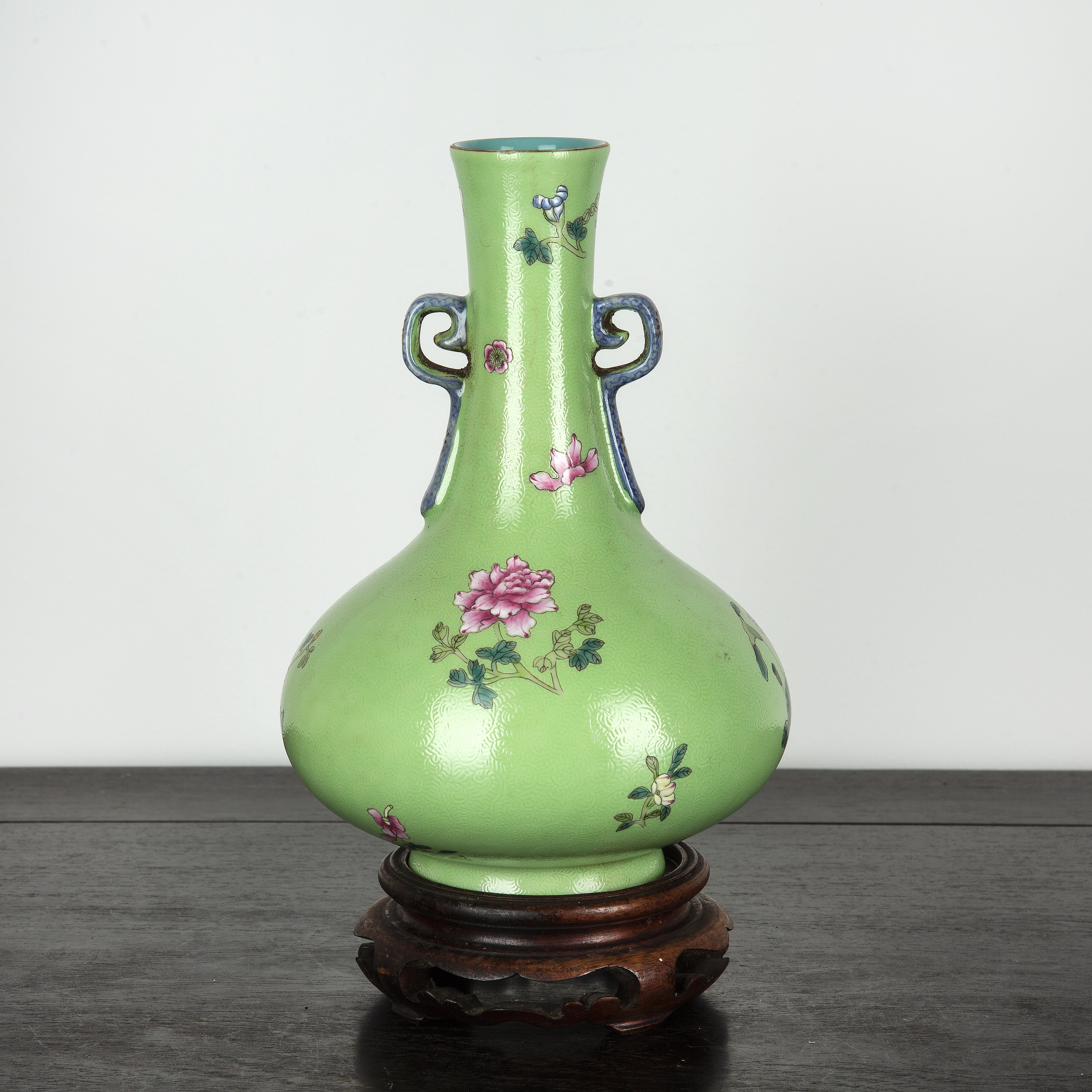 Appraisal: Green ground vase Chinese Republic period decorated to the exterior