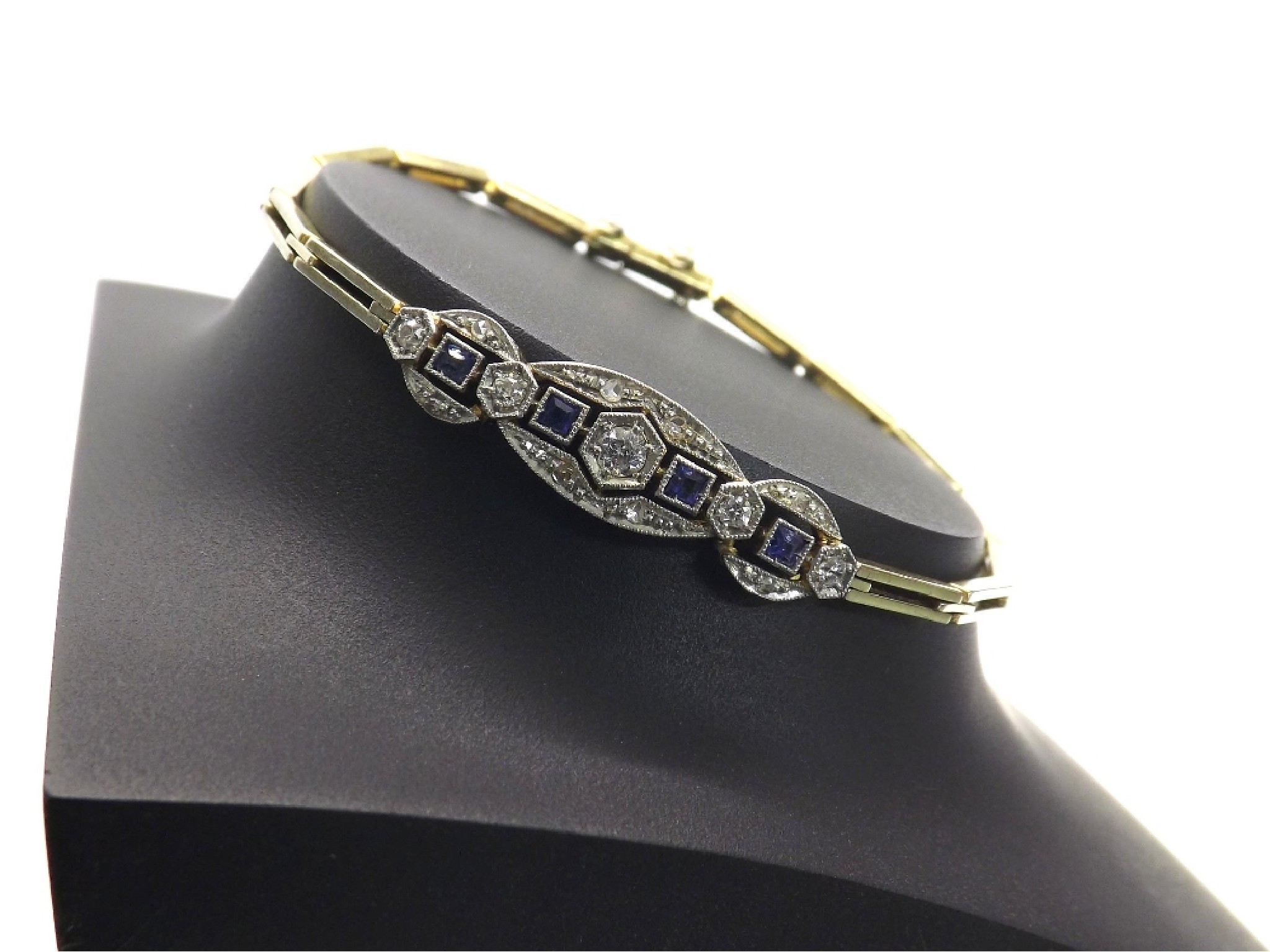 Appraisal: Attractive ct sapphire and diamond bracelet with old-cut diamonds and