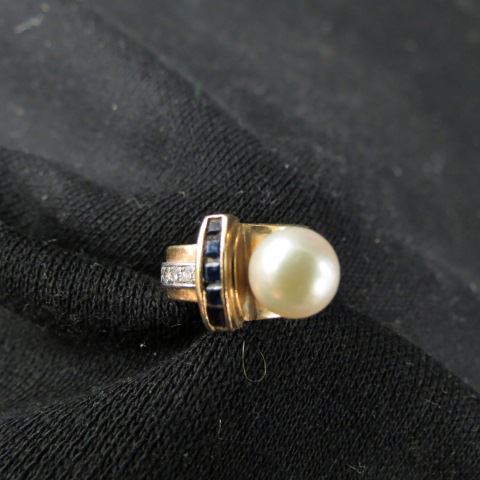 Appraisal: Sapphire Diamond Pearl Ring retro design dated fine French cut