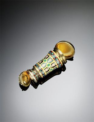 Appraisal: A Victorian silver gilt and cloisonne enamel scent bottle vinaigrette