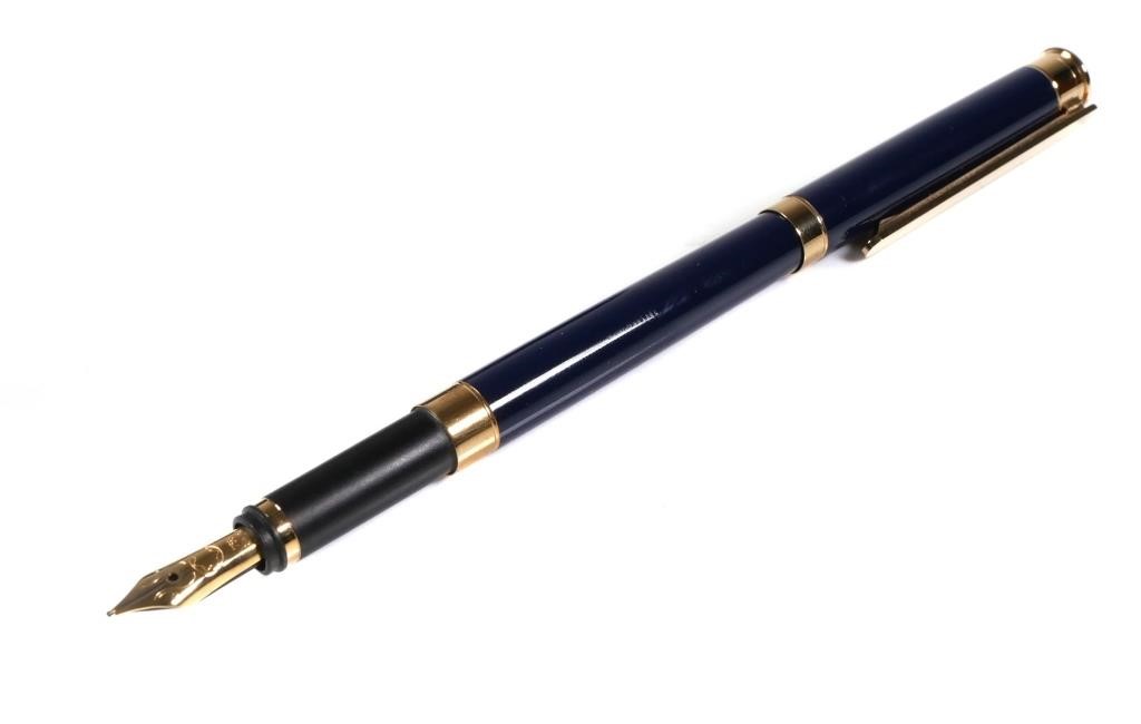 Appraisal: MONTBLANC Noblesse blue fountain pen k gold nib Nib is