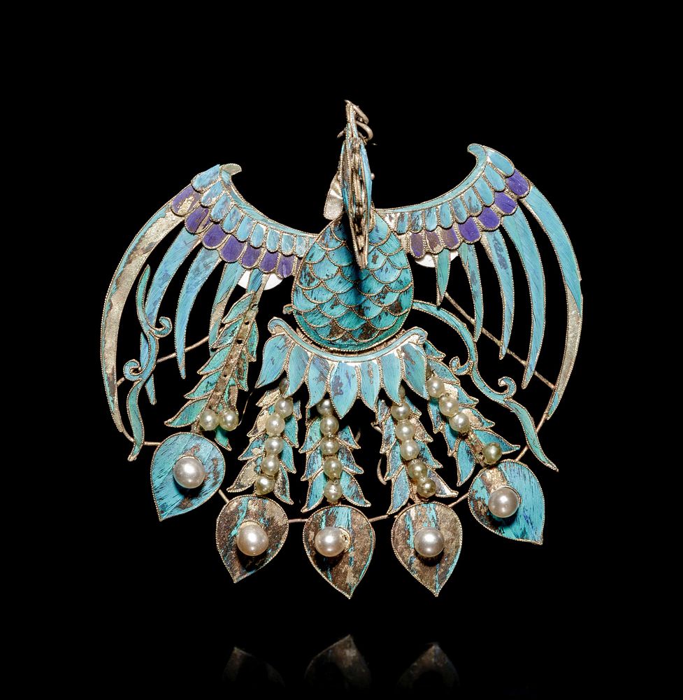 Appraisal: A Kingfisher Feather Phoenix-Form Headdress Length in cm A Kingfisher