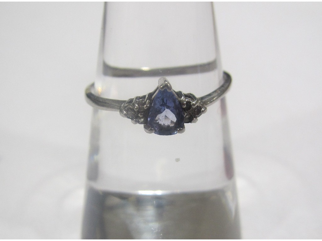 Appraisal: Platinum tanzanite and and diamond set dress ring