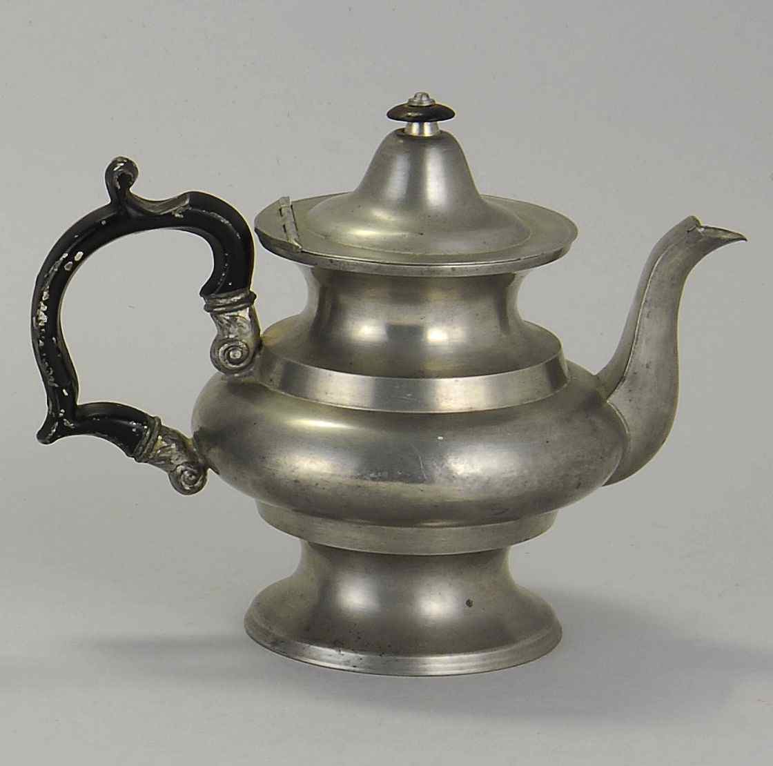 Appraisal: ANTIQUE AMERICAN PEWTER TEAPOT th CenturySigned L J Curtiss'' Height