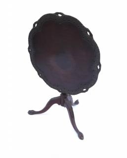 Appraisal: Georgian Antique mahogany incised scallop-form tilt-top table by Charak NY