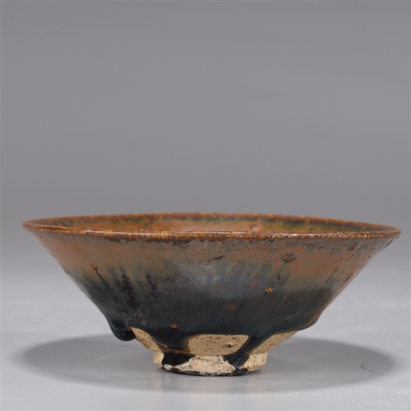 Appraisal: Chinese Song dynasty Henan tea bowl glaze flaws and scratches