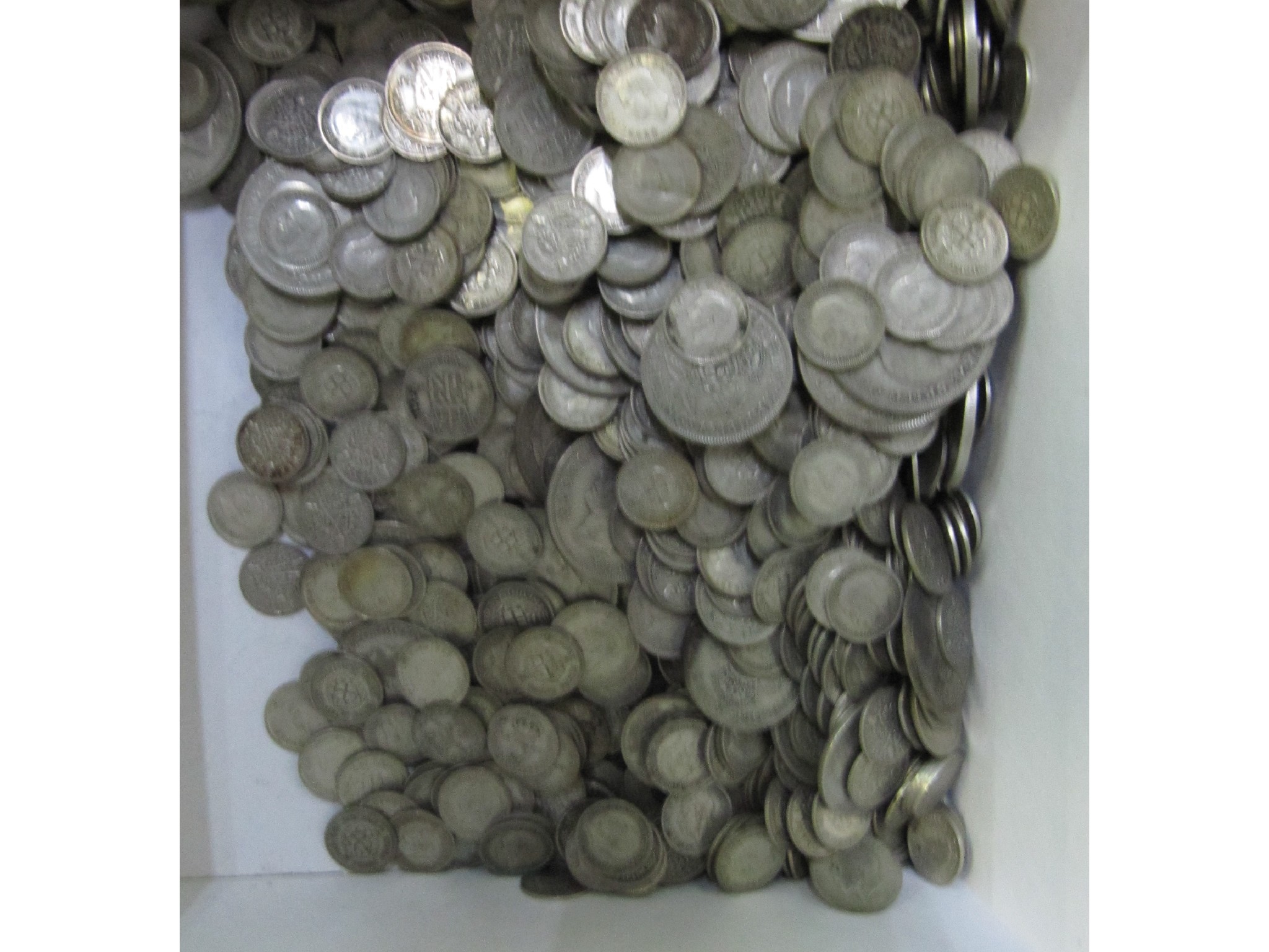 Appraisal: A boxed lot of GB pre silver coinage approximately face