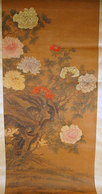 Appraisal: UNKNOWN-CHINESE SCHOOL PAINTING chinese th century PEONIES ON TEA SILK