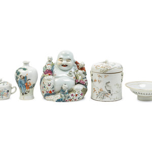 Appraisal: Five Chinese Famille Rose Porcelain Articles comprising one laughing Buddha