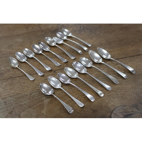 Appraisal: Good mixed lot of seventeen antique hallmarked sterling silver teaspoons