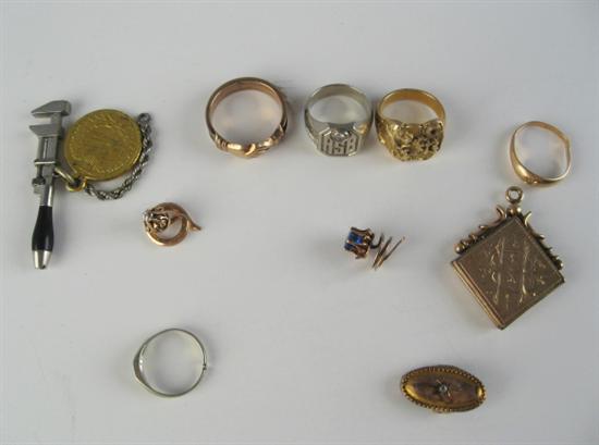 Appraisal: A Lot of Jewelry to Include a th C locket