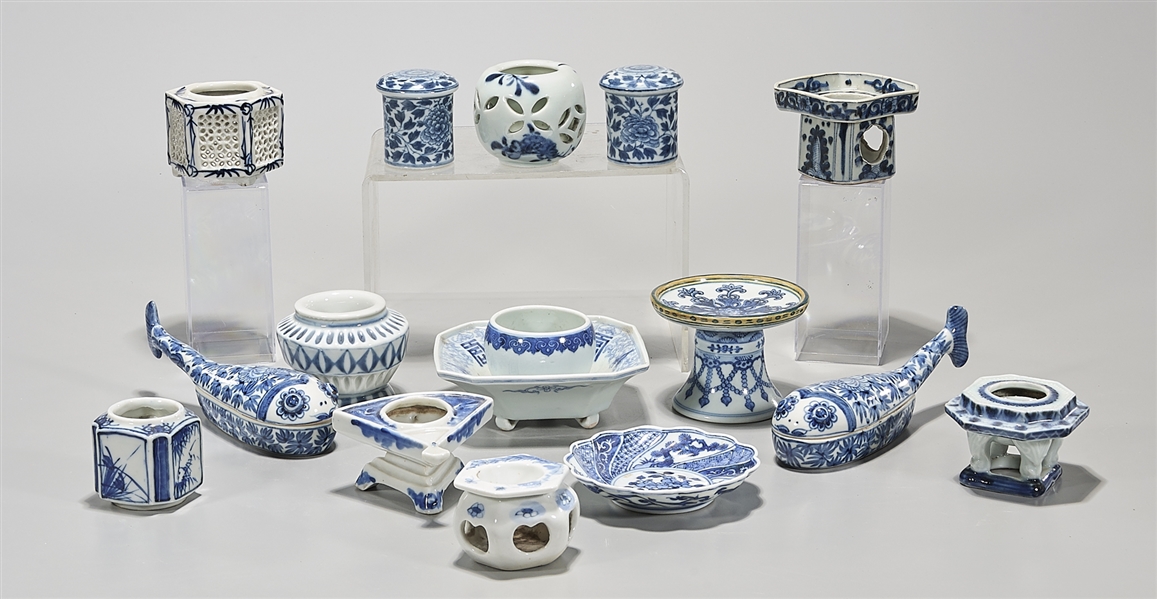 Appraisal: Group of Japanese blue and white ceramics including covered boxes