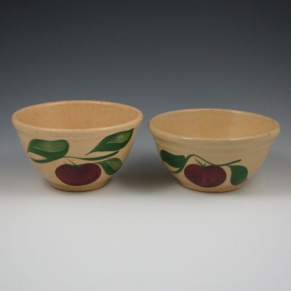 Appraisal: Two Watt Apple mixing bowls one with three leaves the