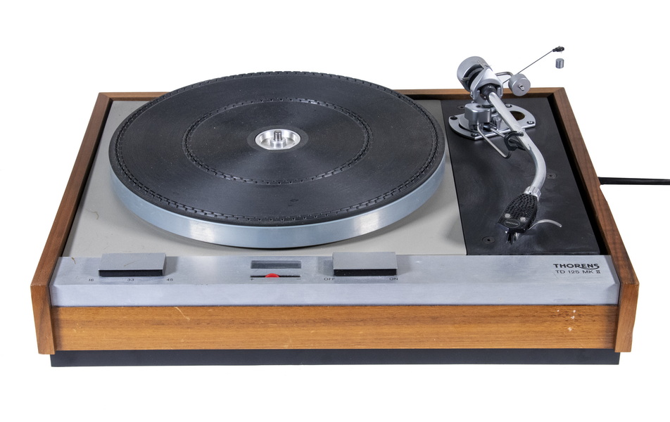 Appraisal: THORENS TD- MK II TURNTABLE Made in Germany with SME