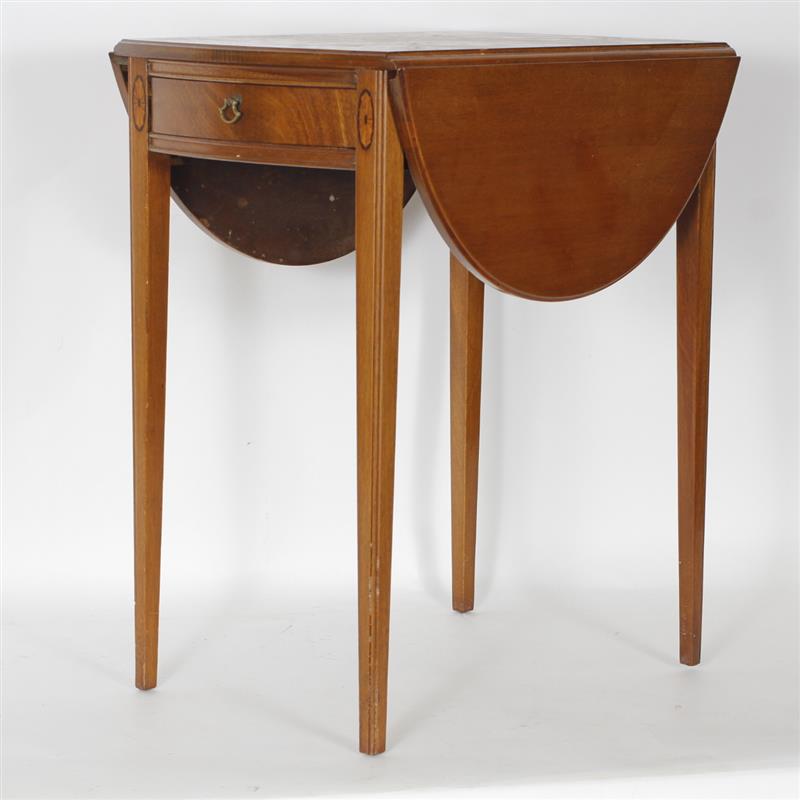 Appraisal: Federal inlaid drop leaf side table with tapered legs H