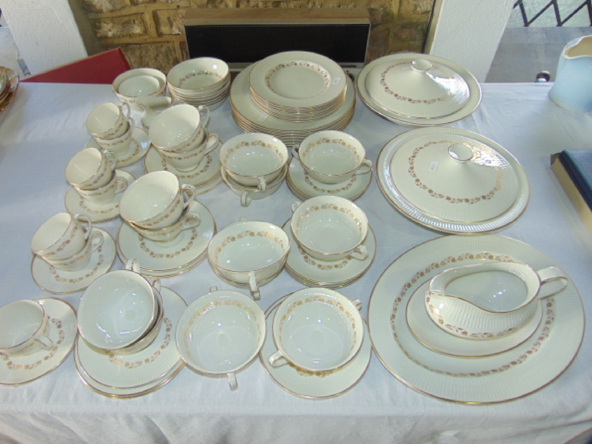 Appraisal: A quantity of Royal Doulton Fairfax dinner wares no TC